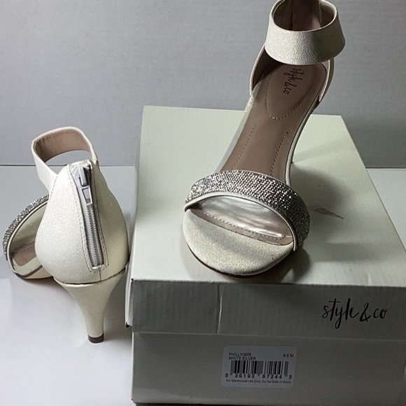 Phillys Two-Piece Evening Sandals - Picture 9 of 10